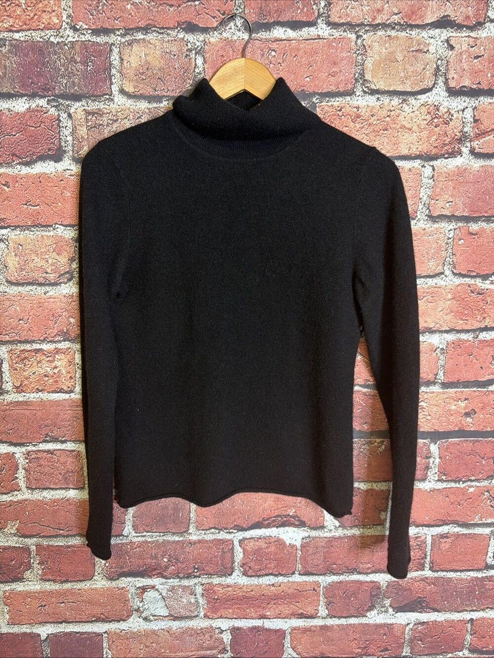 Magaschoni 100% Cashmere Old Money Quiet Luxury Black Turtleneck Sweater Sz M